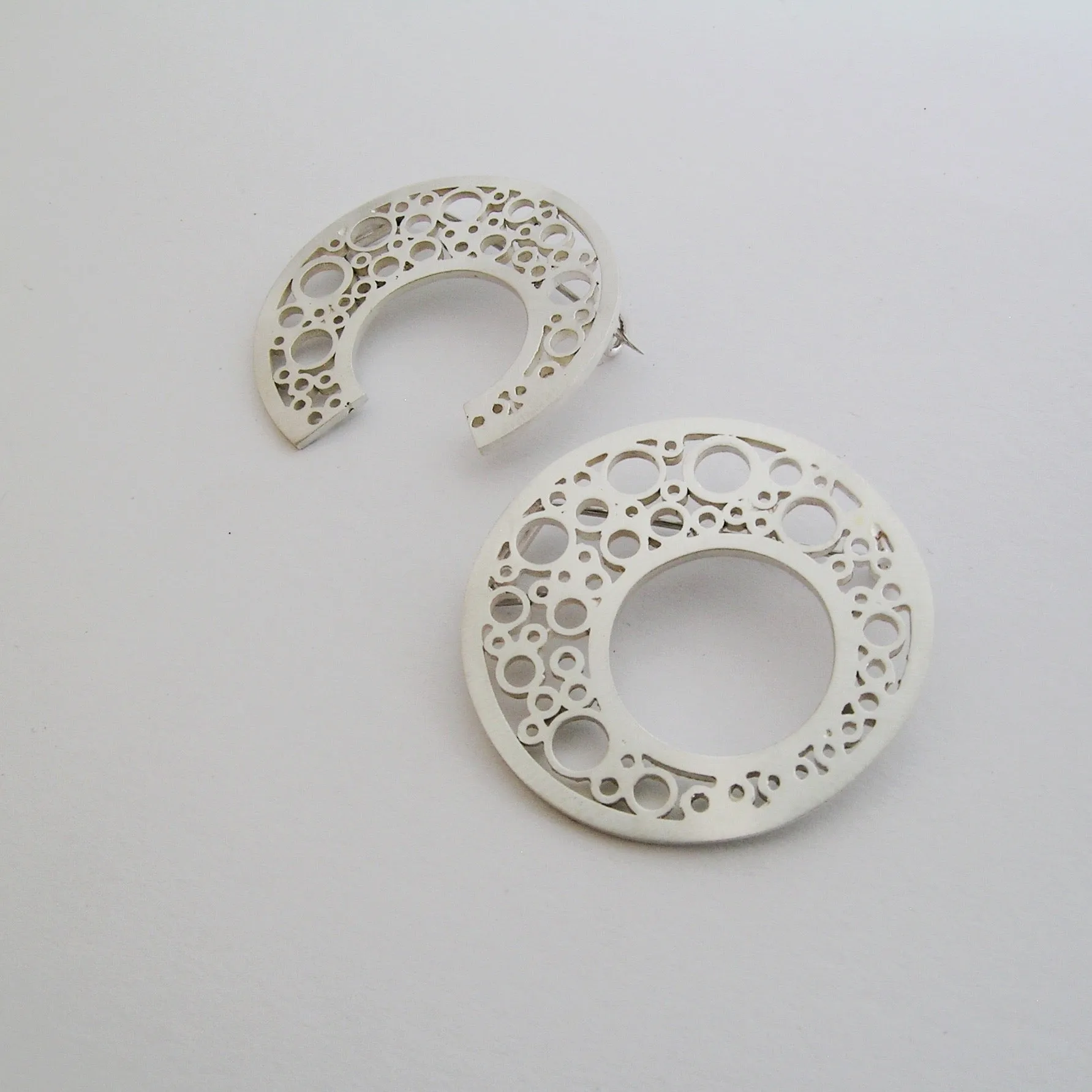 Brooch | Hoopla circle Sterling Silver Brooch